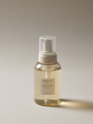 무향 퓨어 앤 소프트 여성청결제 300ML (대용량)