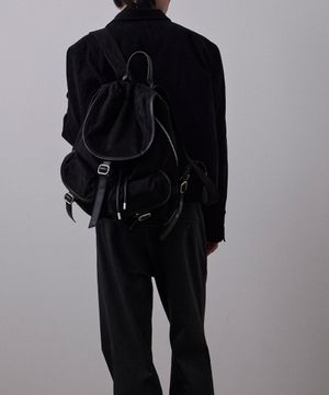 앨버트 스웨이드 럭색 블랙