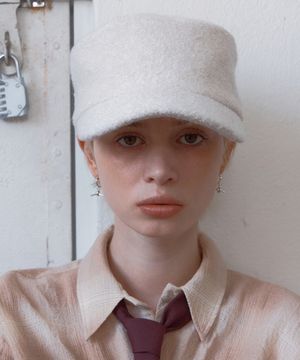 부클 겨울 벨보이캡 UNIFORM CAP / BOUCLE / CREAM