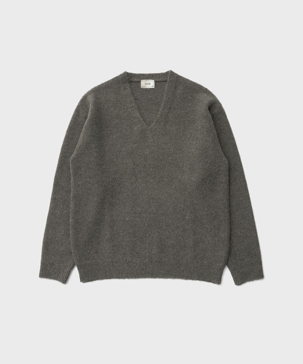 어나더 오피스(ANOTHER OFFICE) Current V-Neck Knit (Basalt)