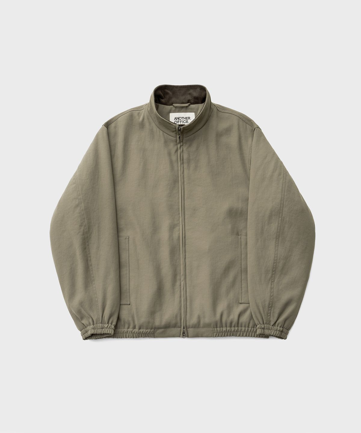 어나더 오피스(ANOTHER OFFICE) High Neck Insulation Jacket (Cocoon)
