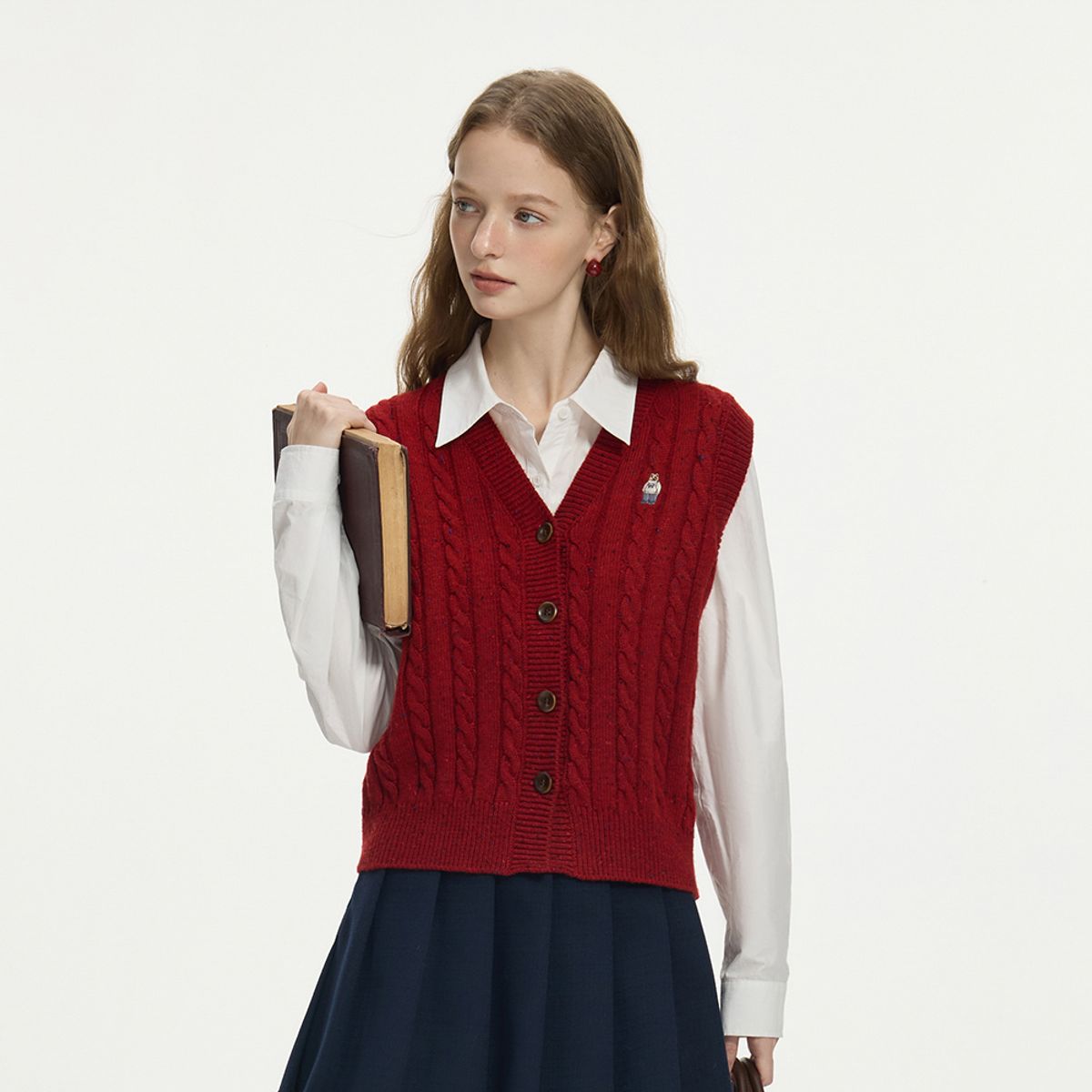 웬스데이딜라잇(WEDNESDAY DELIGHT) WD_Bear embroidery cable vest_RED