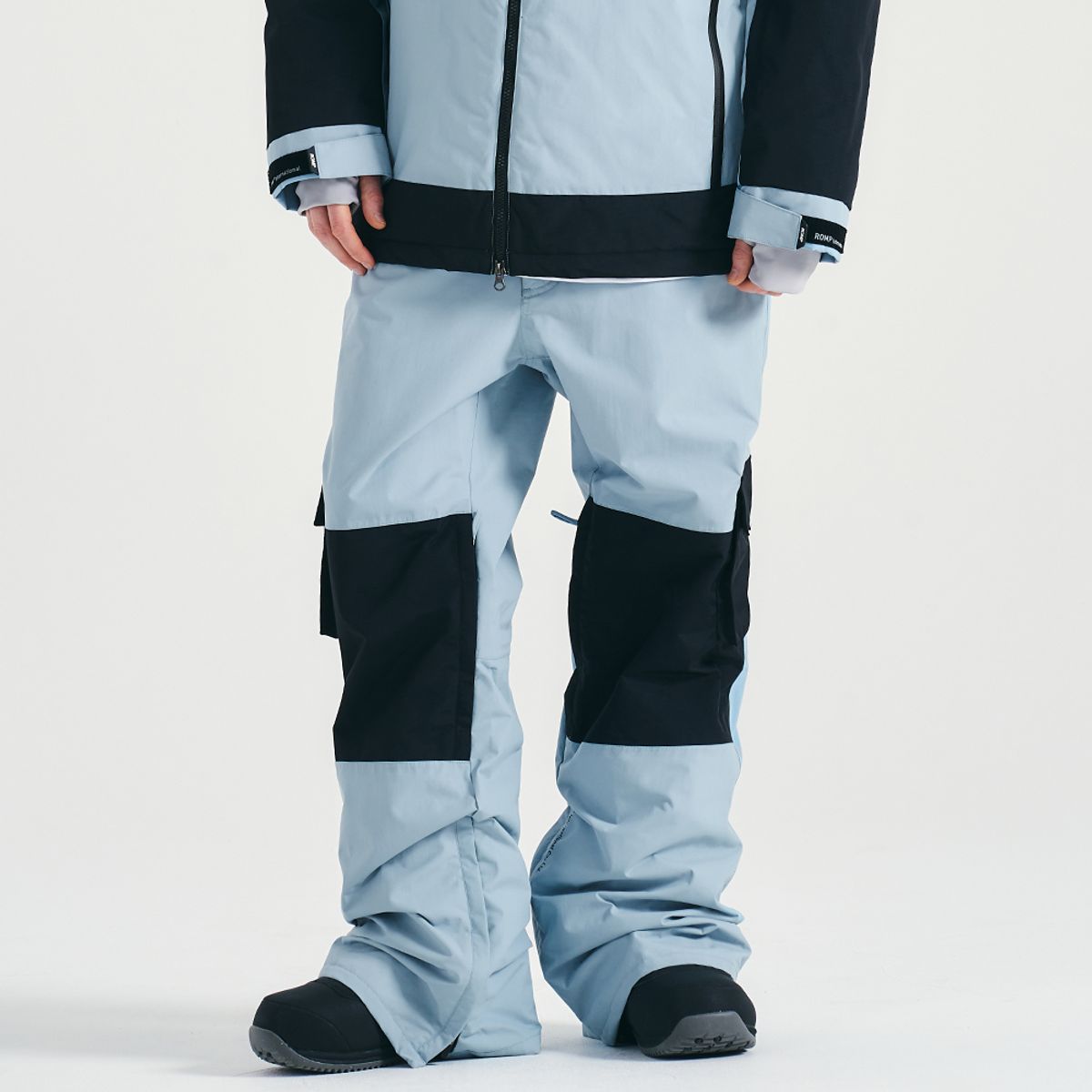 롬프(ROMP) TV FLAT PANTS (SKY)