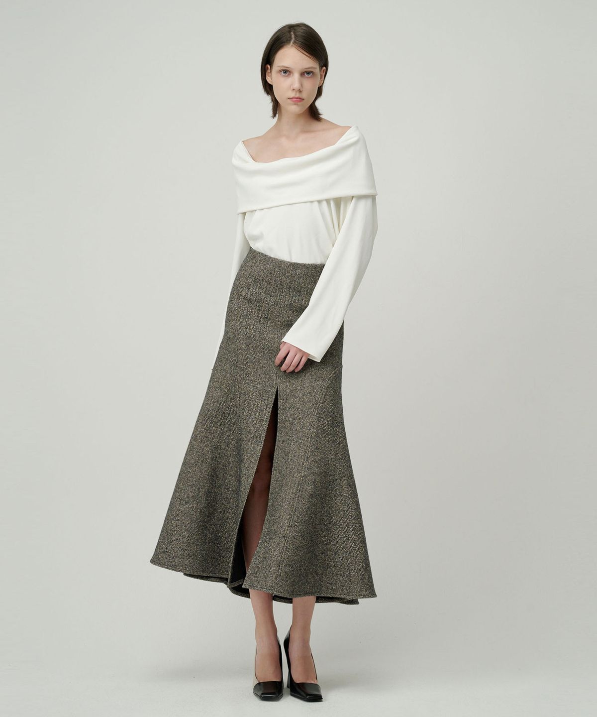 세컨드 아르무아(02ARMOIRE) Aveline Skirt _ Dark Grey