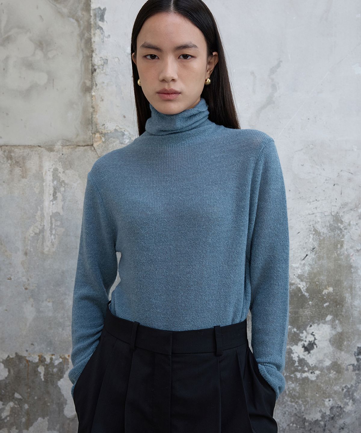 분닥세인츠(THE BOONDOCK SAINTS) Mohair Turtleneck Sweater Dusty Blue