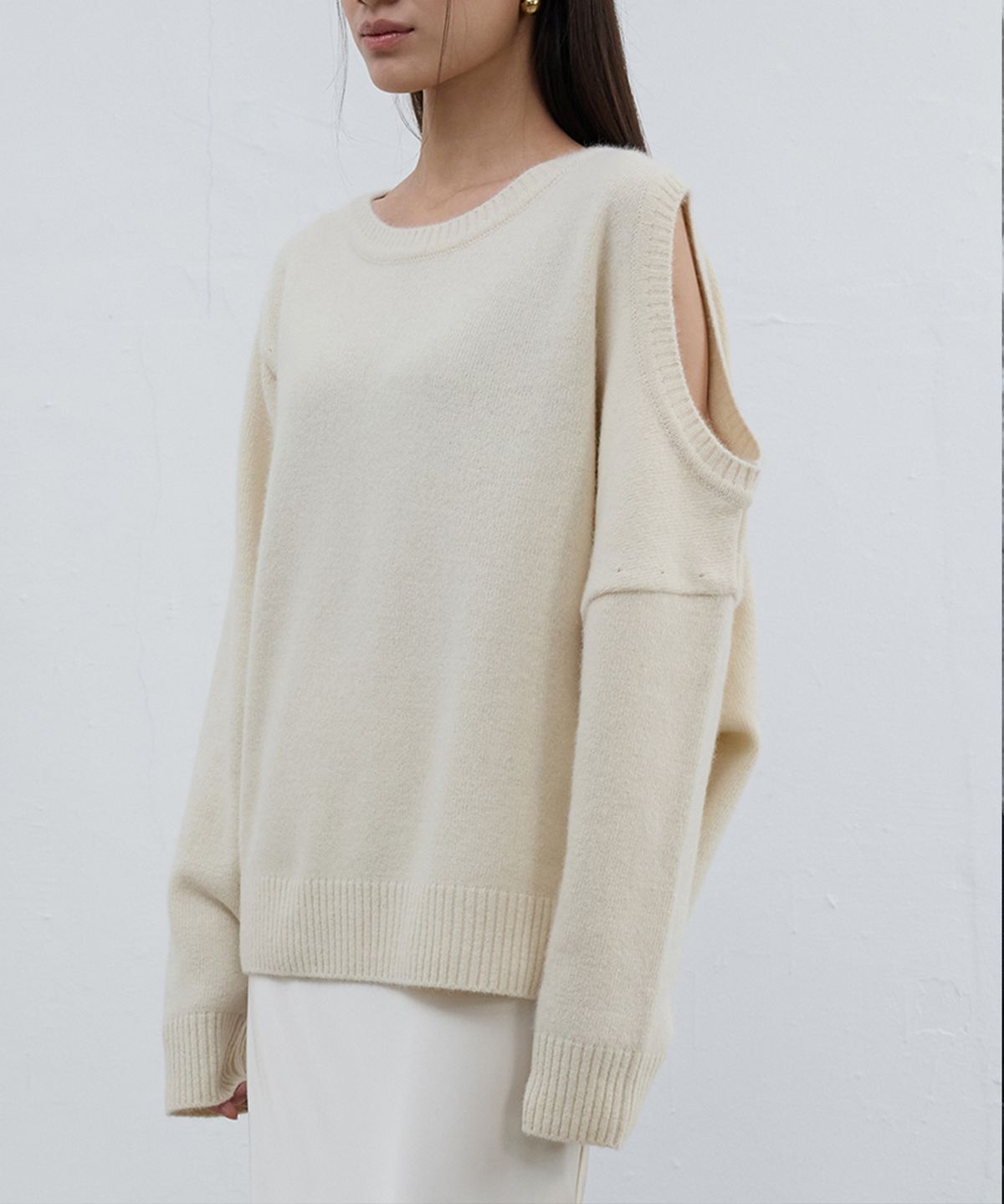 분닥세인츠(THE BOONDOCK SAINTS) Cut Out Brushed Pullover Cream