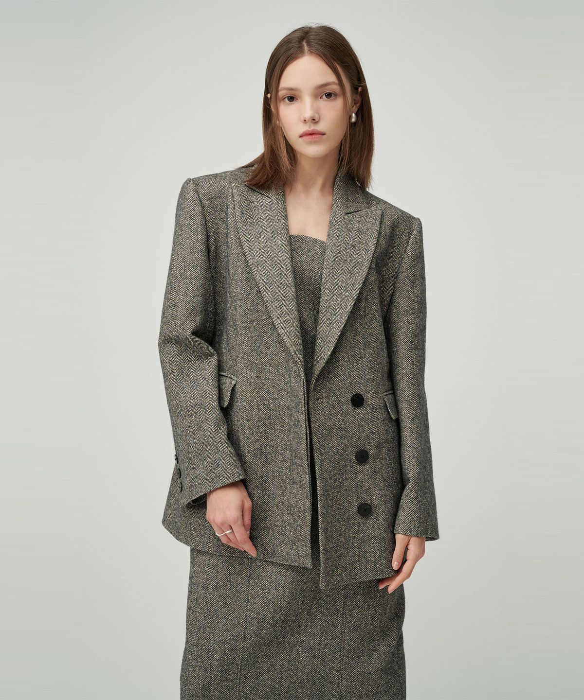 세컨드 아르무아(02ARMOIRE) Ines Jacket _ Dark Grey