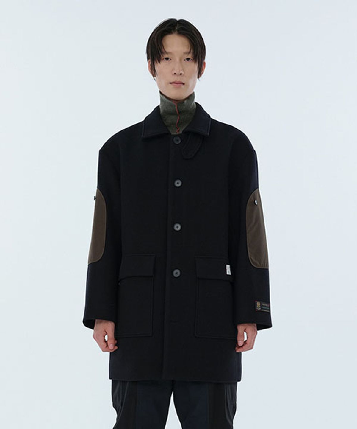 래코드(RECODE) Sleeve Patch Cargo Worker Half Coat_RKCAW24609BKX