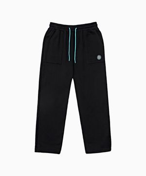 우븐패치 스웻팬츠 블랙