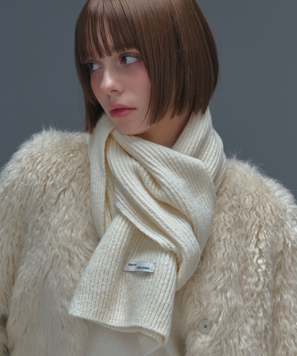 로맨티누어(ROMANTINUER) Classic Wool Touch Muffler (Ivory)