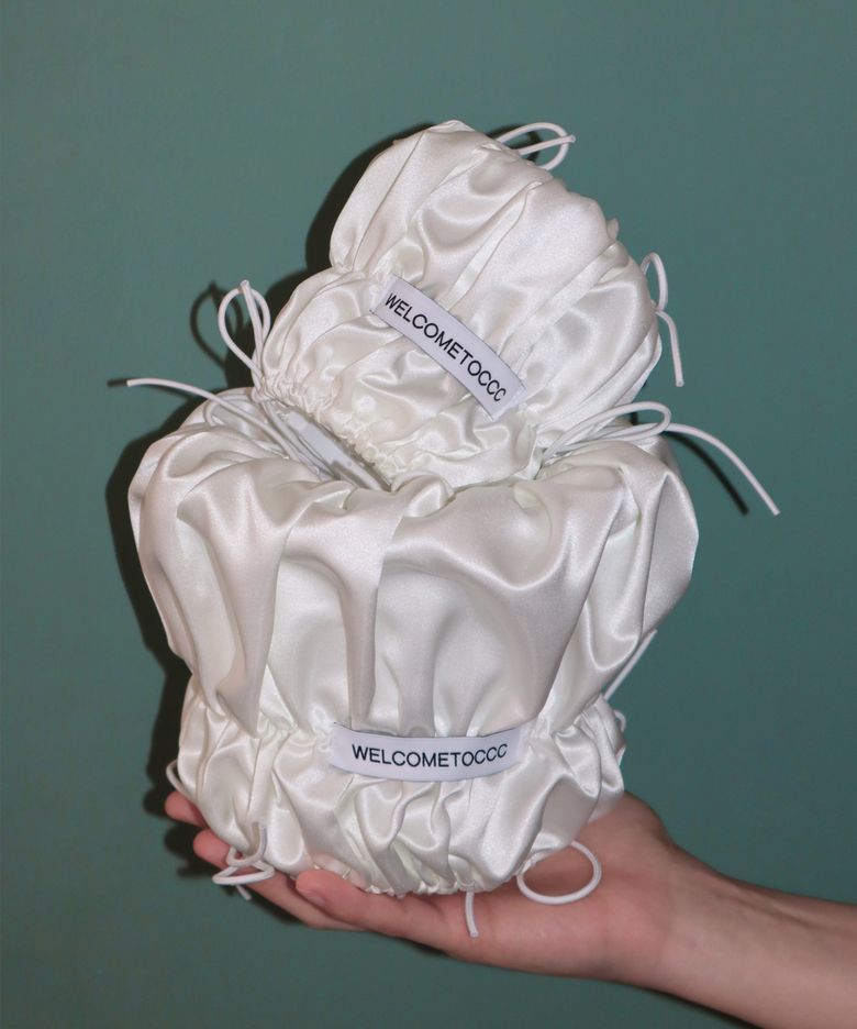 Pou Pou Pot (Silk White) 화분 팟 (2 Size)