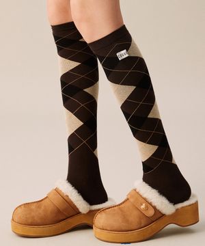 ARGYLE OVER KNEE SOCKS BROWN