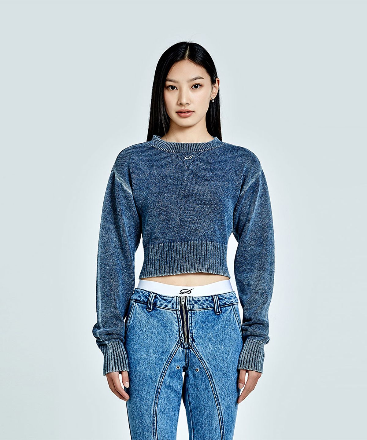51퍼센트 포 우먼(51PERCENT FOR WOMAN) Metal Logo Crop Knit - Blue (woman)
