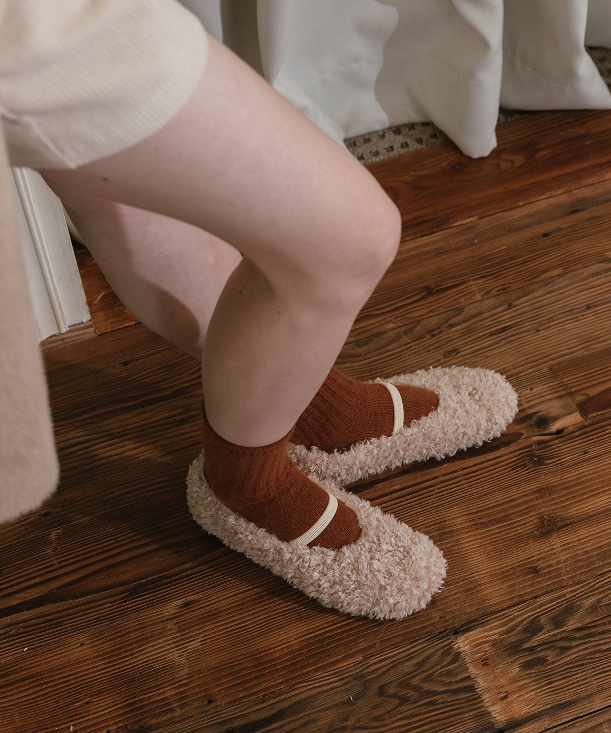 마크모크(MAC MOC) Fuzzy 5Color 꼬불퍼 라운드 토 메리제인  플랫 1cm