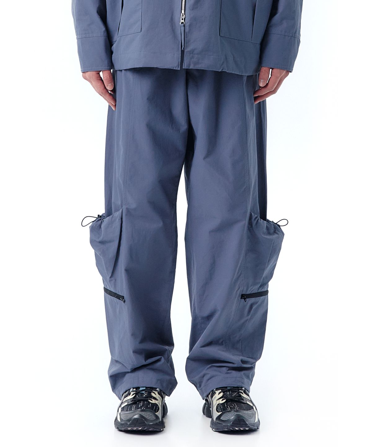 오픈야드(오와이)(OPENYARD(OY)) STRING POCKET TRACK PANTS-STONE BLUE