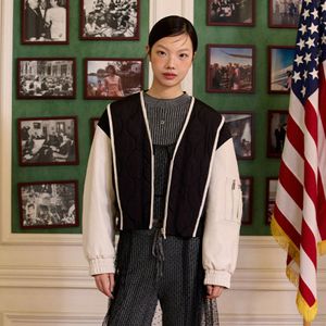 소매레더배색 경량패딩 베이스볼 점퍼 AQ4PDA62