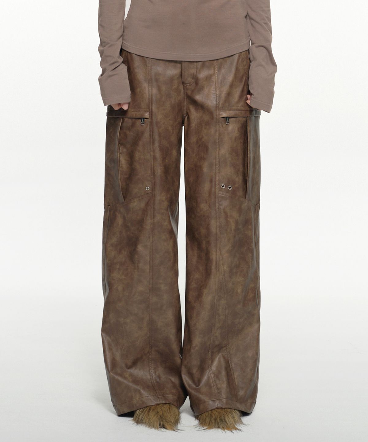 나체(NACHE) LEATHER WASHING CARGO PANTS (UNISEX) STONE BROWN