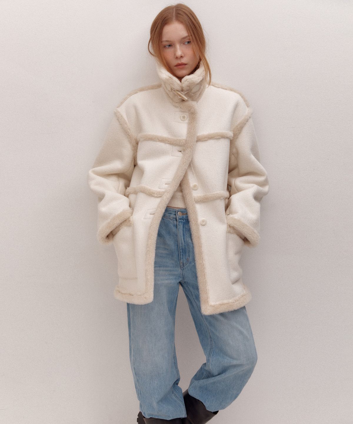 아바몰리(AVA MOLLI) WOOL SHEARING MUSTANG CT (IVORY)