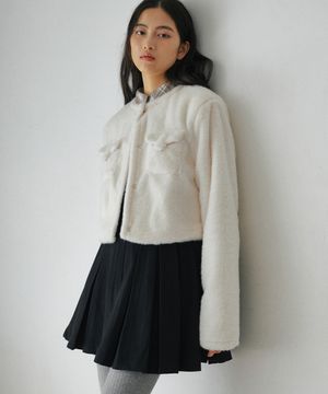 퍼 크롭 자켓 아이보리