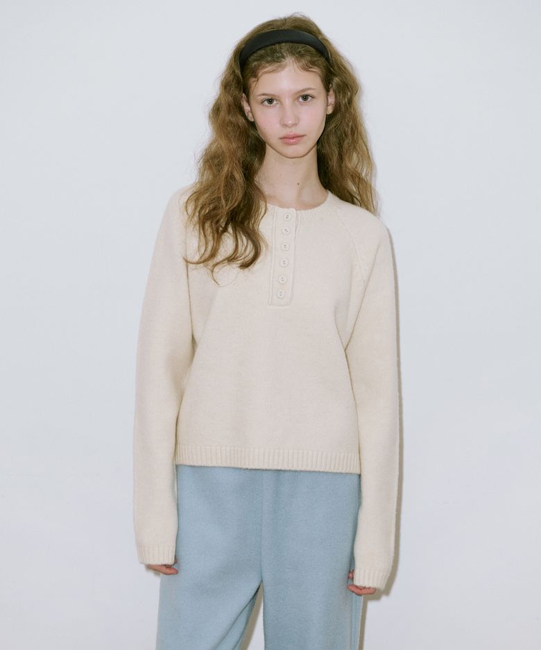 Basic Button Raglan Knit (Cream)