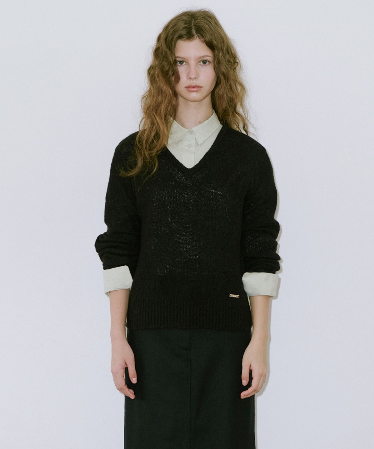 시눈(SINOON) Hairy Boucle V-Neck Knit(Black)