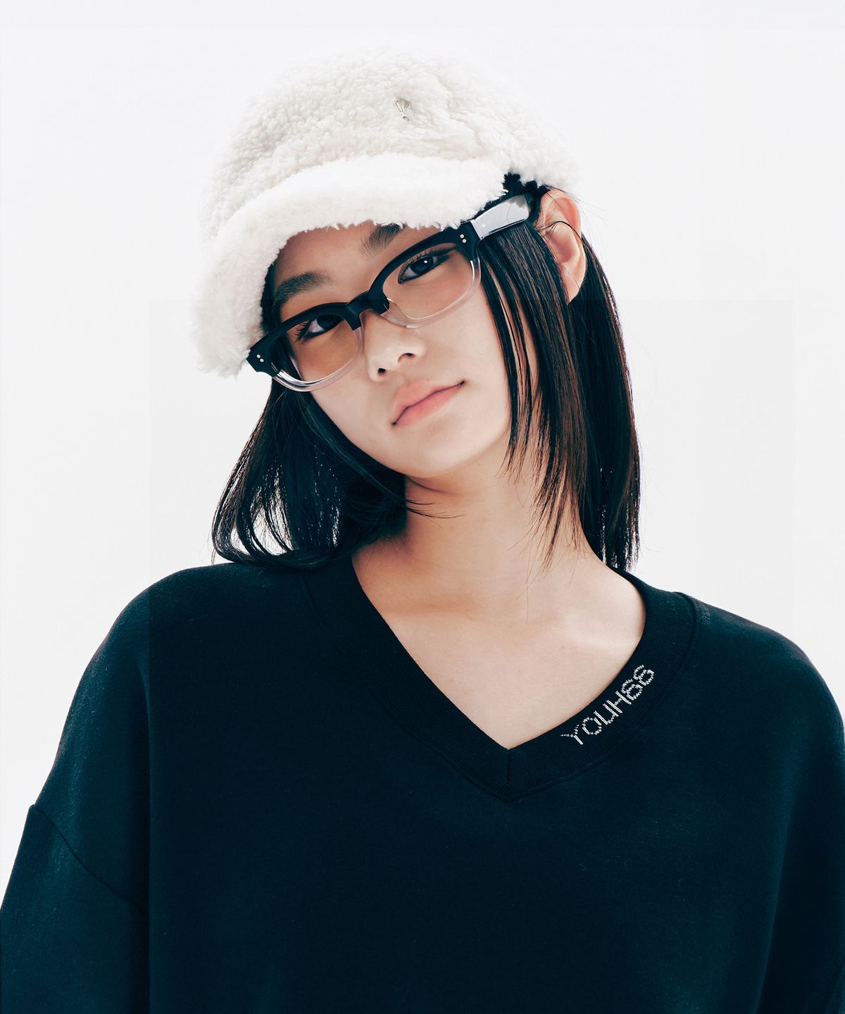 유희(YOUHEE) YOUHEE SHEARING BALL CAP IVORY