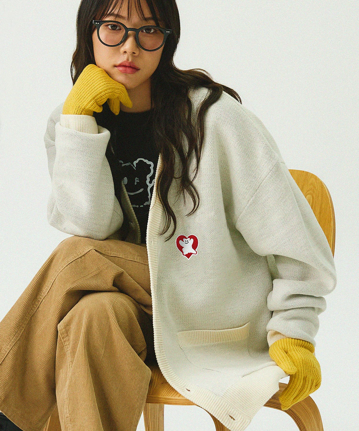 [GRAVER]★POLAR BEAR RED HEART EMBROIDERY KNIT CARDIGAN Designer fashion, Seoul-fully created | W Concept