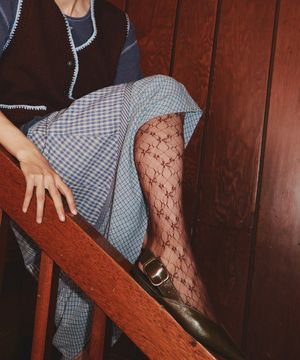 플라워 자카드 레이스 스타킹 브라운