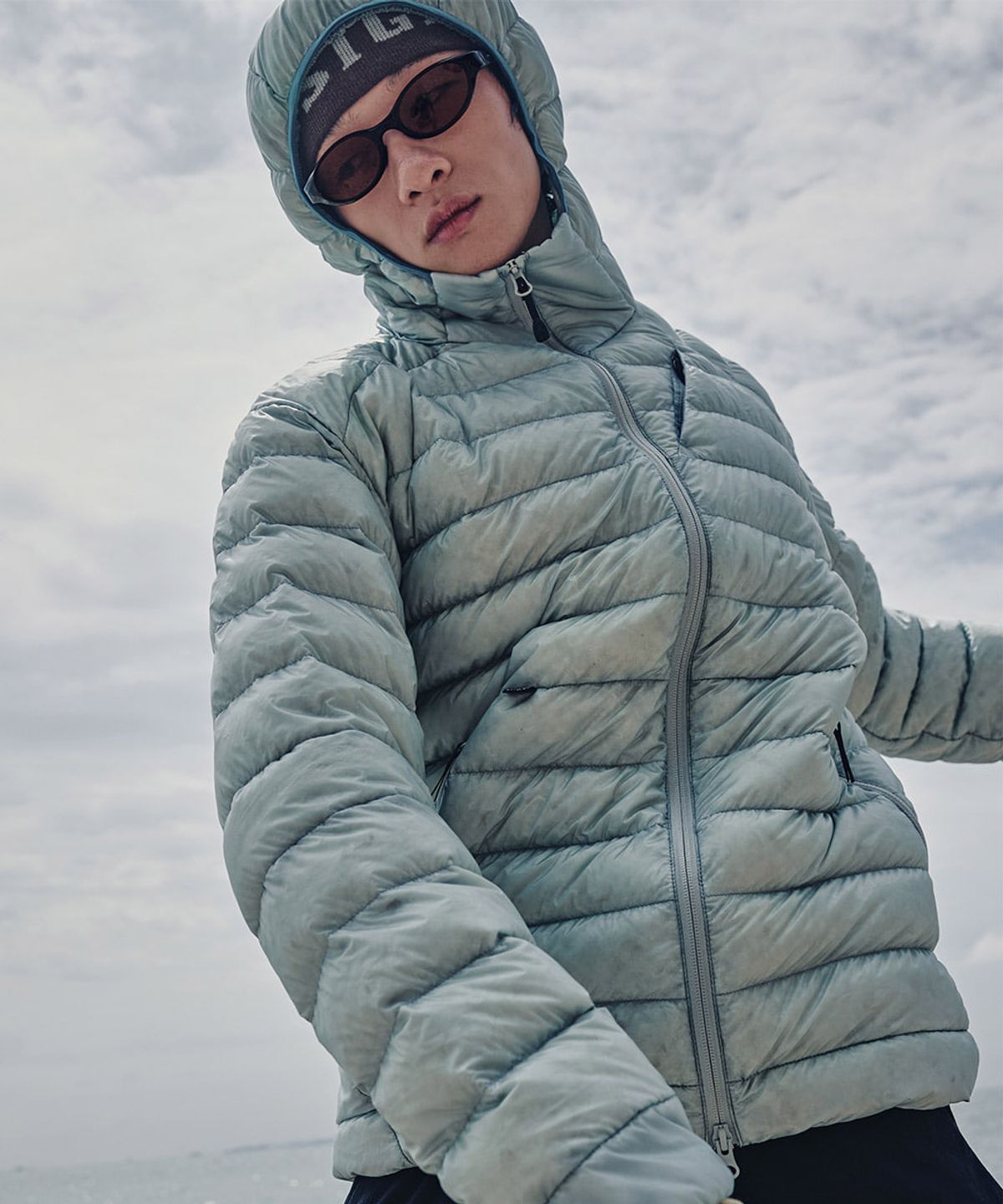 시에라디자인(SIERRA DESIGNS) 뮤어(MUIR) 경량 구스다운 후드자켓 LIGHT GREY