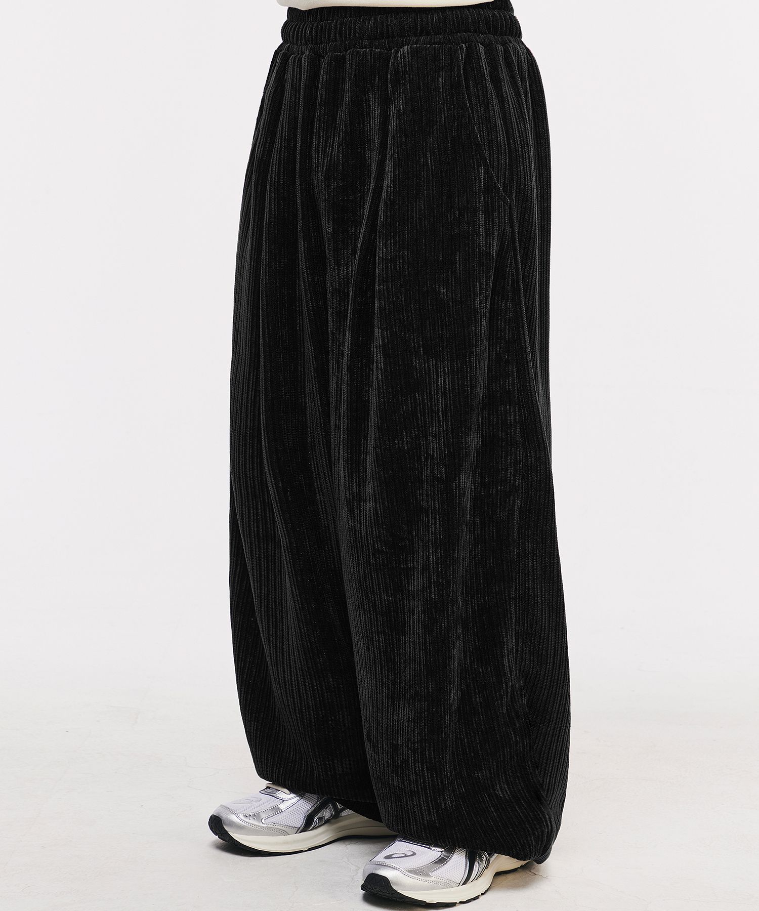 ◆SCALLYWAG◆ Easy corduroy wide pants black MUSINSA | SCALLYWAG Easy Corduroy Wide Pants [Black]