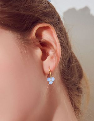 쁘띠 폴레또 휘시훅 귀걸이