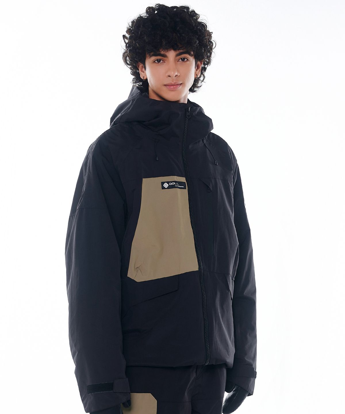 돌아우터웨어(DOLL OUTERWEAR) 2425 클라로 보드복 자켓 블랙 남녀공용