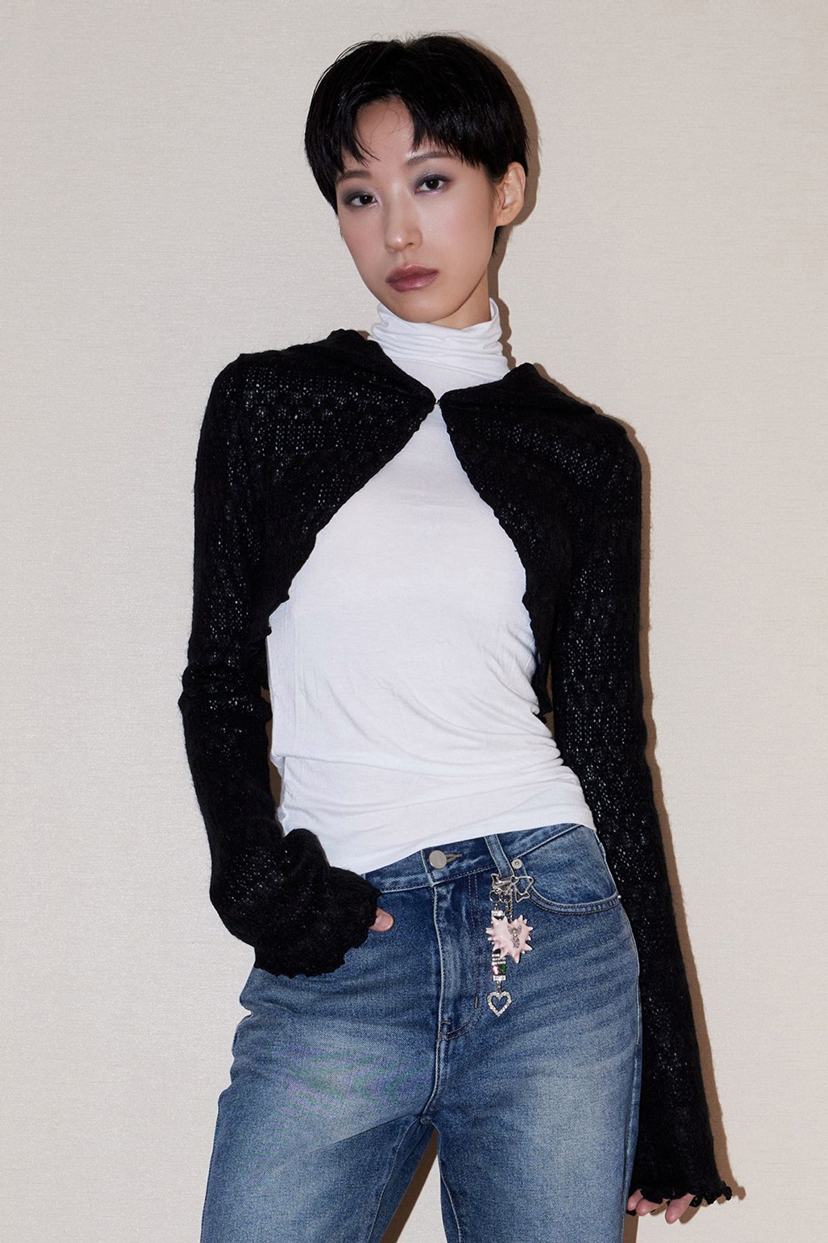 페이키(FAKIII) Wool Bolero Hoodie Cardigan_Black