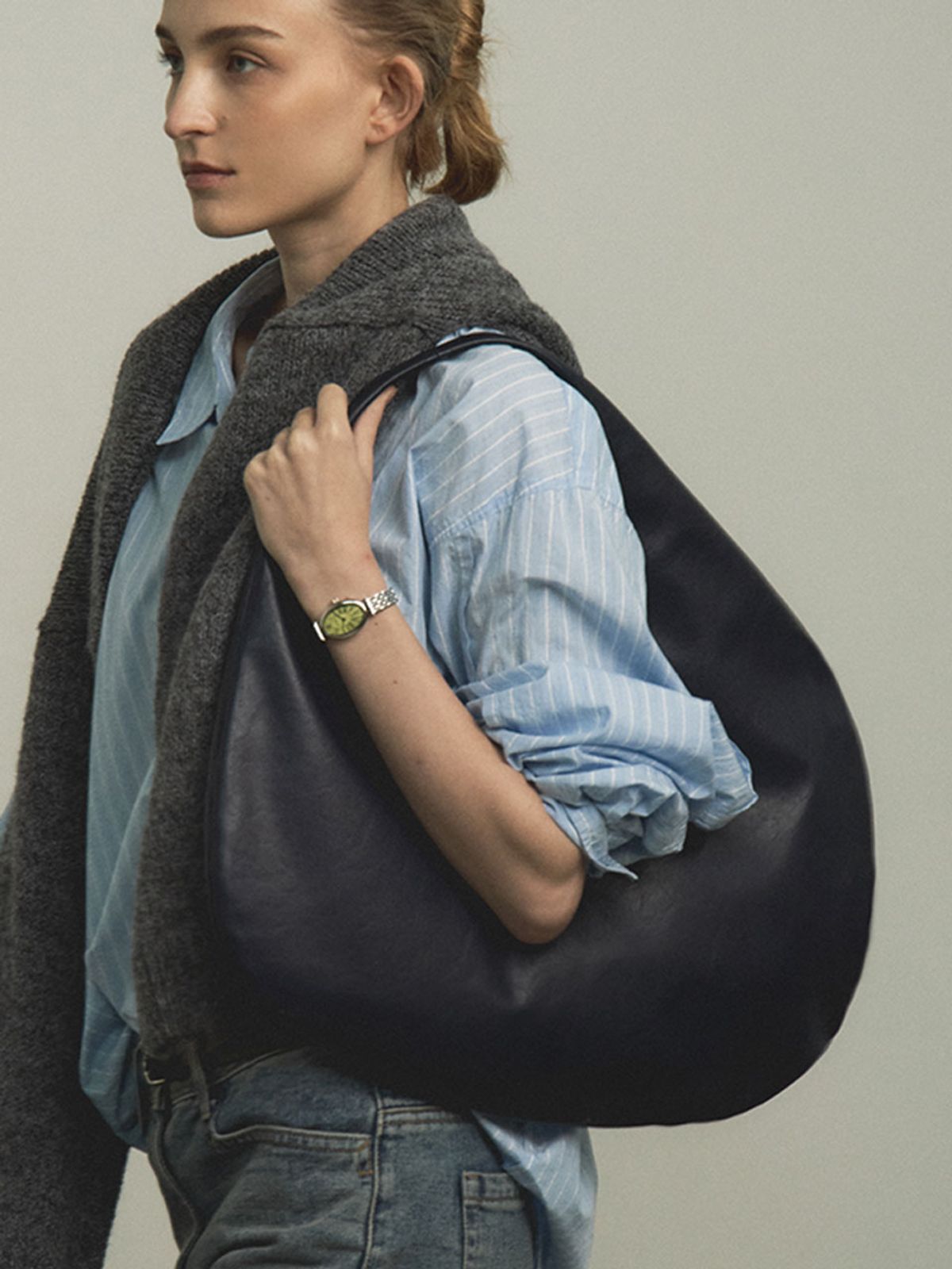 벤앤쿠(VENANDQU) Pebble Shoulder Bag - Midnight Navy