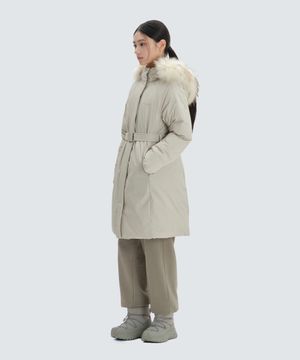 프리미엄 여성 롱 헤비 구스 다운 자켓 (S24WWTDJ35) Light Beige