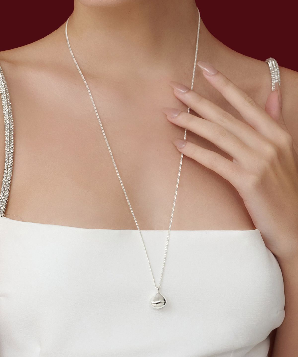 티오유(TOU) WFN007 Ornament Metal Oval Necklace (2colors)
