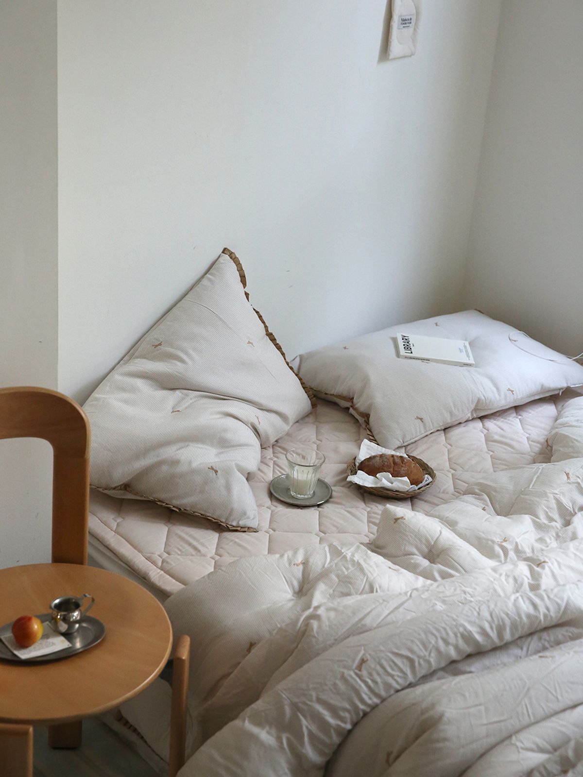 메종드룸룸(MAISON DE ROOMROOM) 티니 리본 자수 모달 차렵이불세트(SS/Q) 2colors