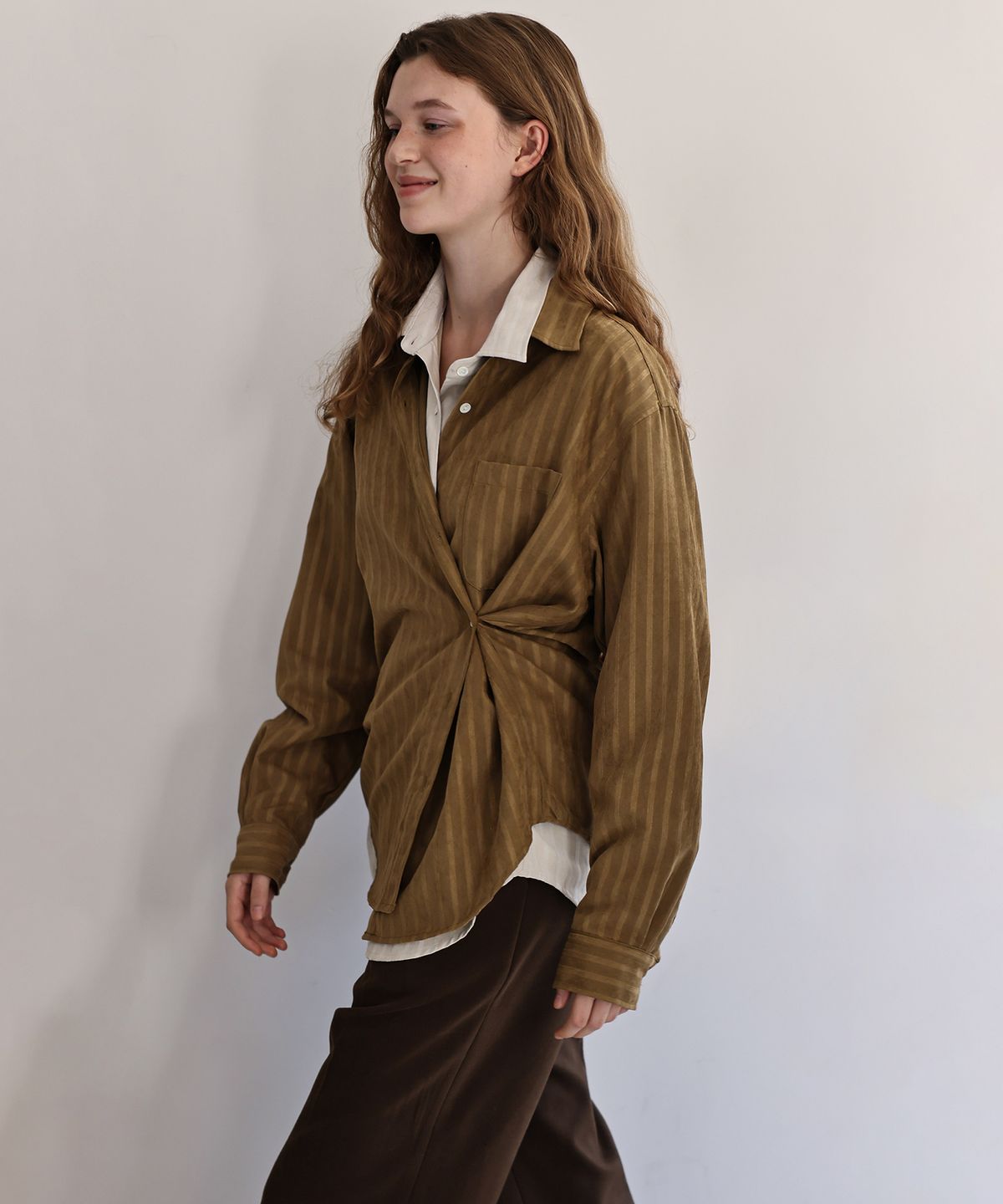 앤니즈(ANDNEEDS) Monte stripe shirt (olive)