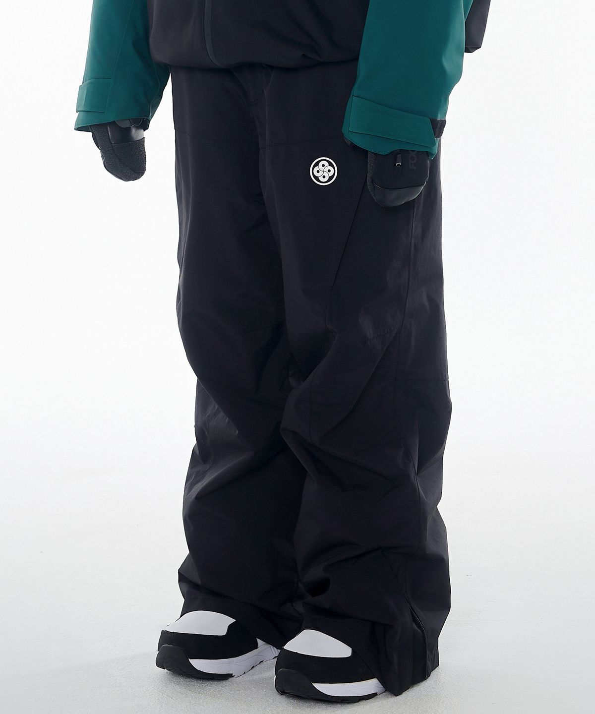 돌아우터웨어(DOLL OUTERWEAR) 2425 아르떼 보드복 팬츠 블랙 남녀공용