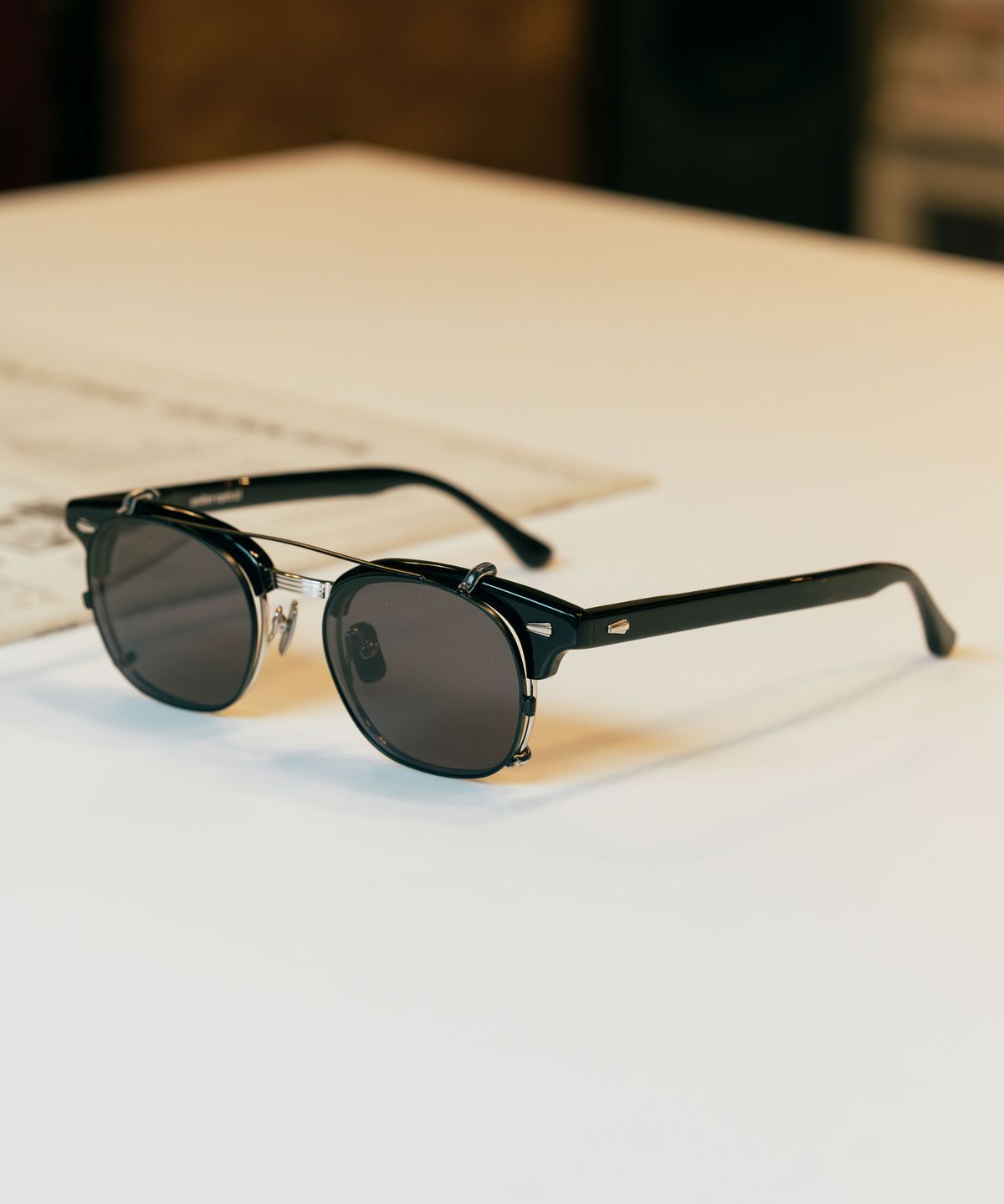 앰버옵티컬(AMBEROPTICAL) 행크 HANK 클립온 선글라스 세트