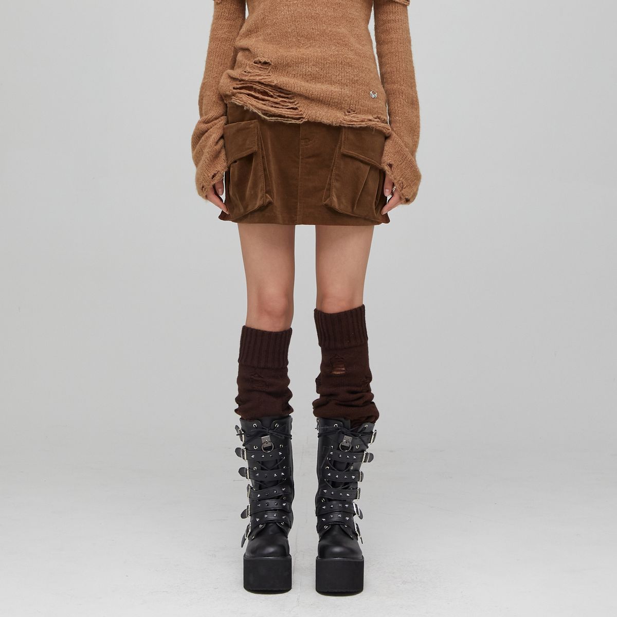 라라폭스(LALAFOX) CORDUROY CARGO MINI SKIRT BROWN BQ4WS004