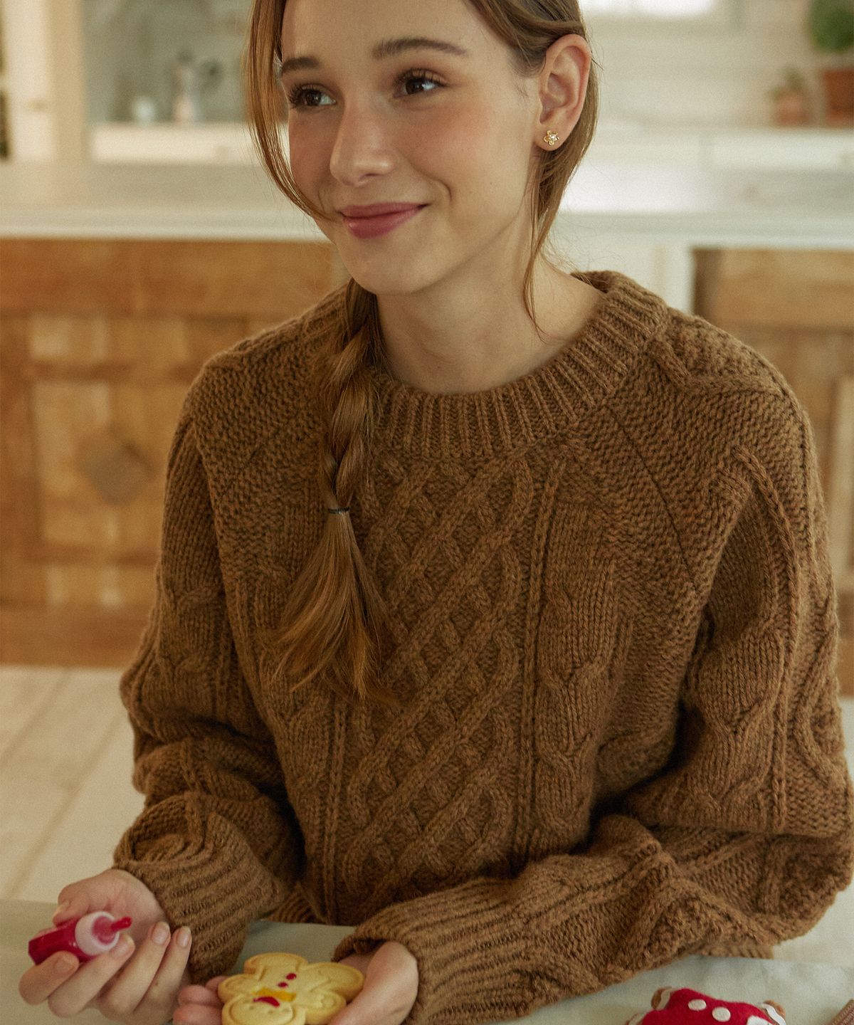 논로컬(NONLOCAL) Mixed Cable Shetland Wool Knit - Camel