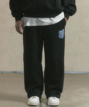 아플리케 스웨트 팬츠 (블랙)