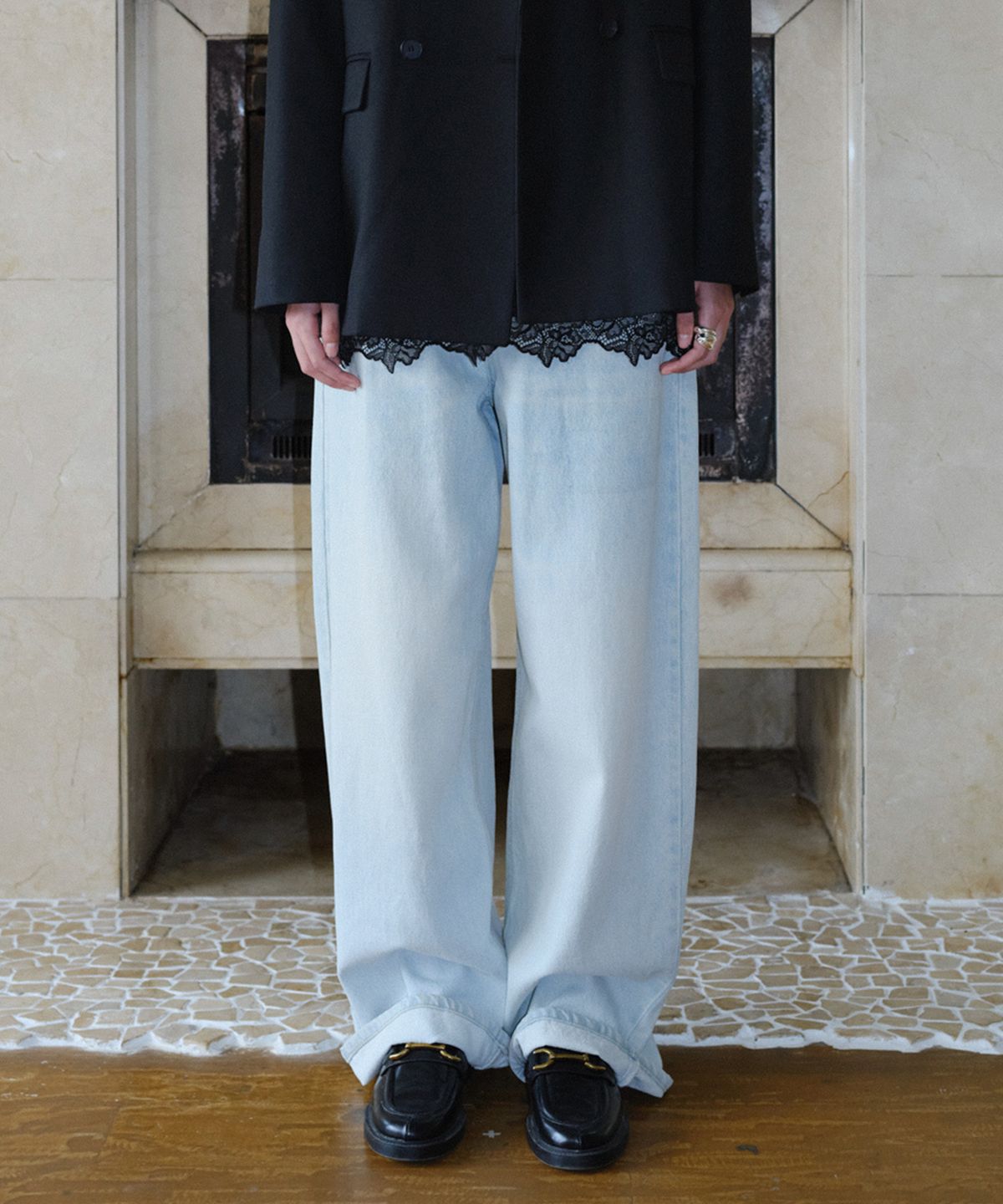 엔오르(EN OR) LOOSE FIT WASHED DENIM PANTS - LIGHT BLUE