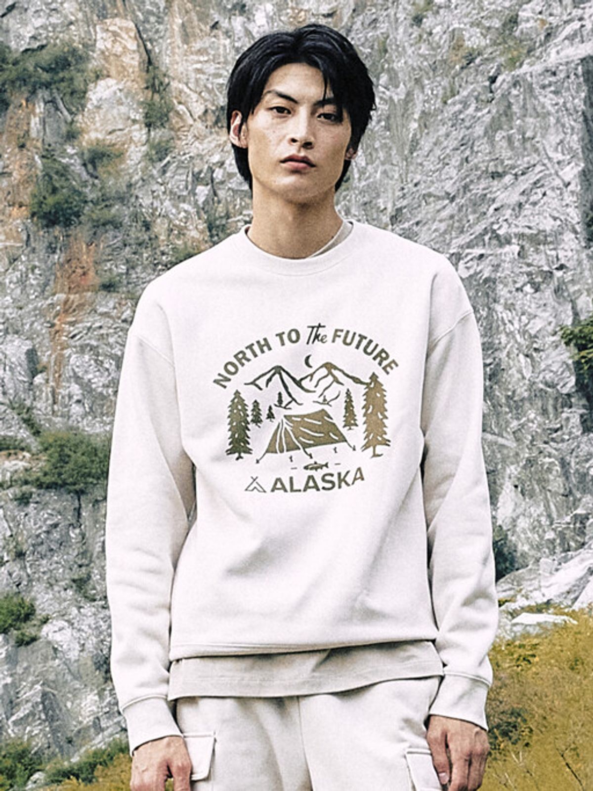 알래스카(ALASKA) 남성) 플리스 그래픽 맨투맨_PAE4TR1810