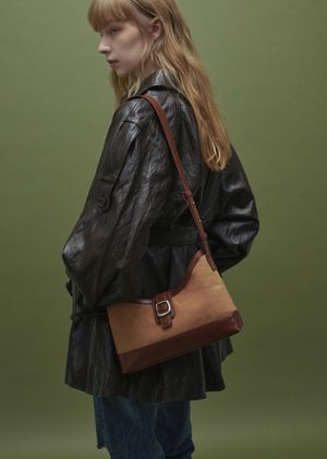 veil middle bag - suede chestnut