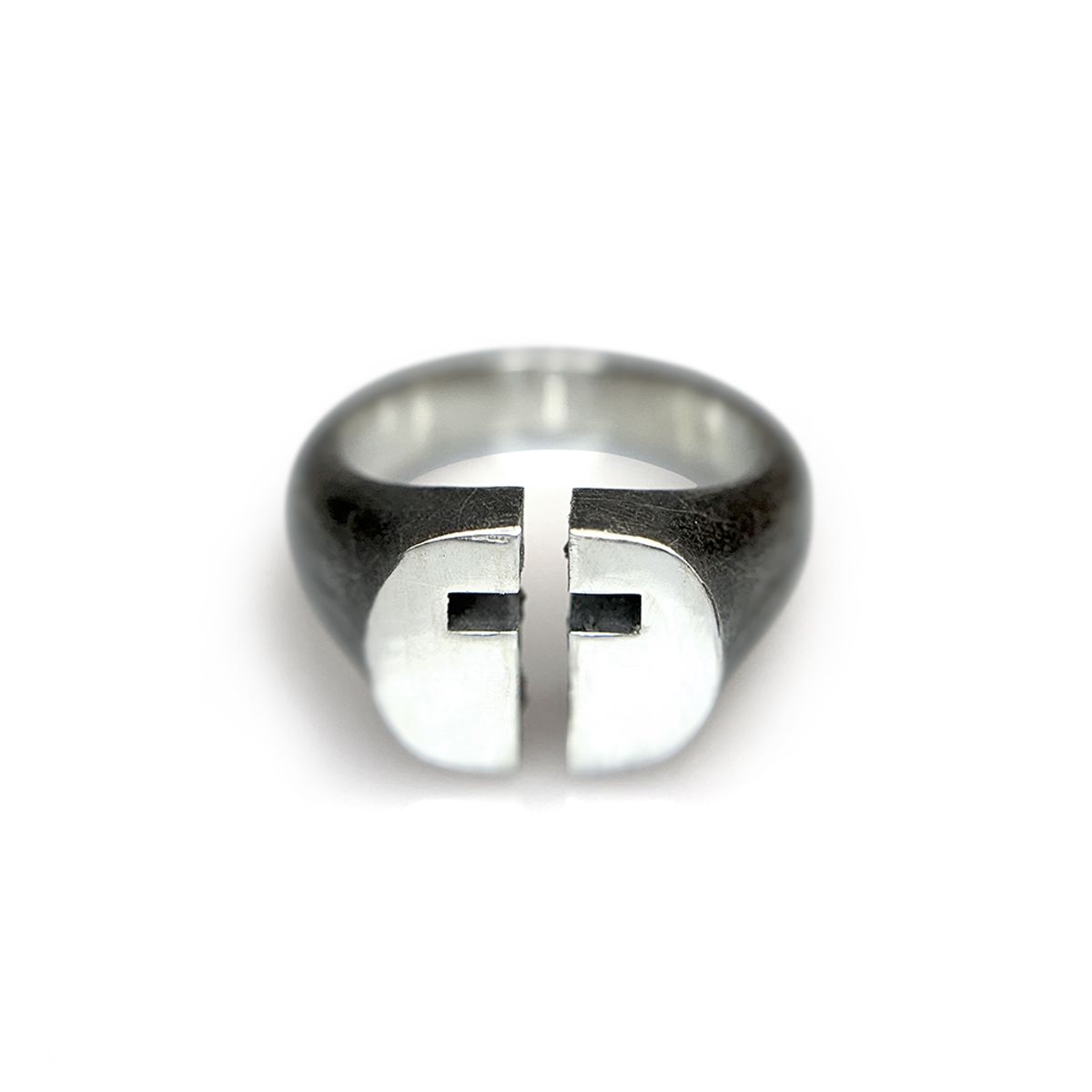 어 그라운드 링(AGROUNDRING) Cross Ring