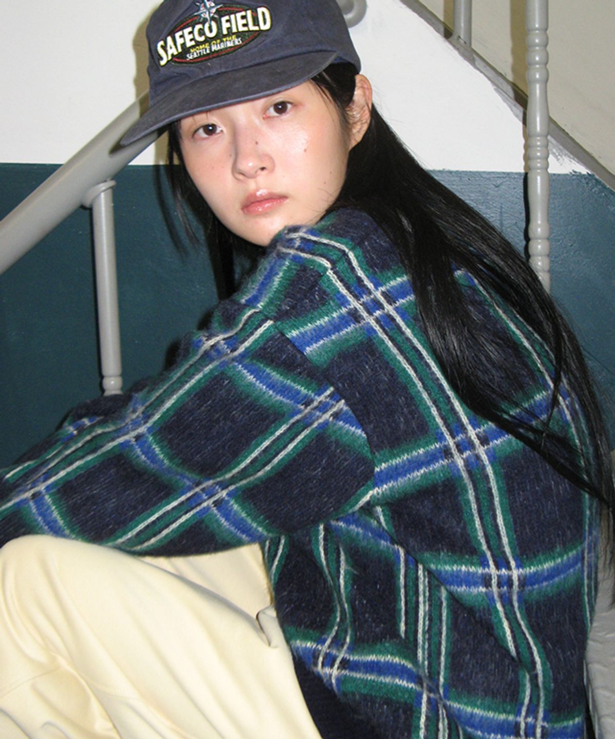 론론(RONRON) HAIRY CHECK MOHAIR PULLOVER KNIT NAVY