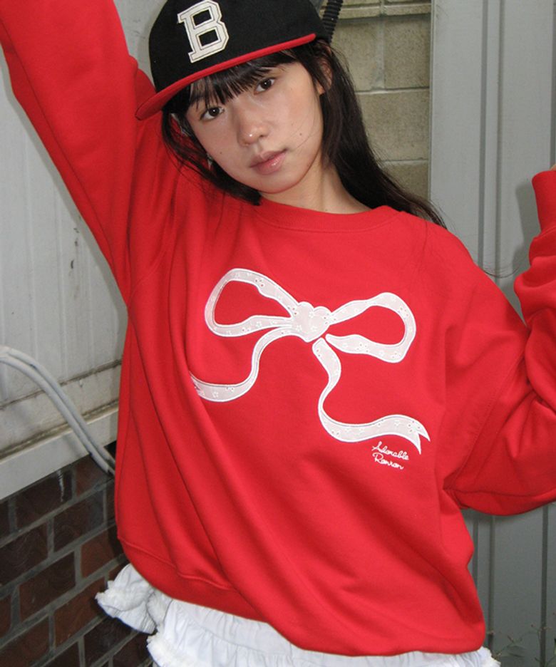 HEART RIBBON LACE APPLIQUE SWEATSHIRT RED