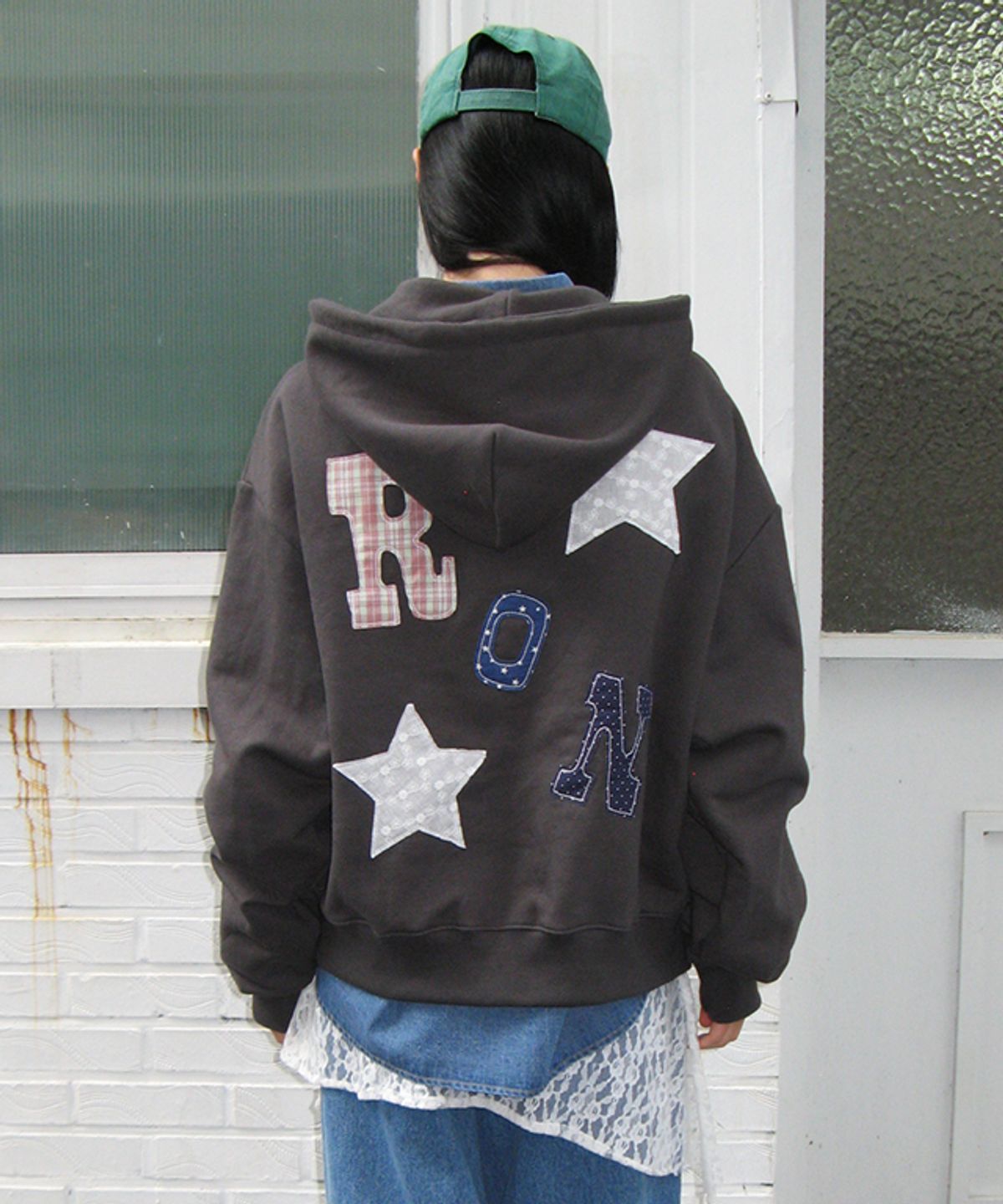 론론(RONRON) RON PATCH MIXED APPLIQUE HOODIE ZIP UP CHARCOAL
